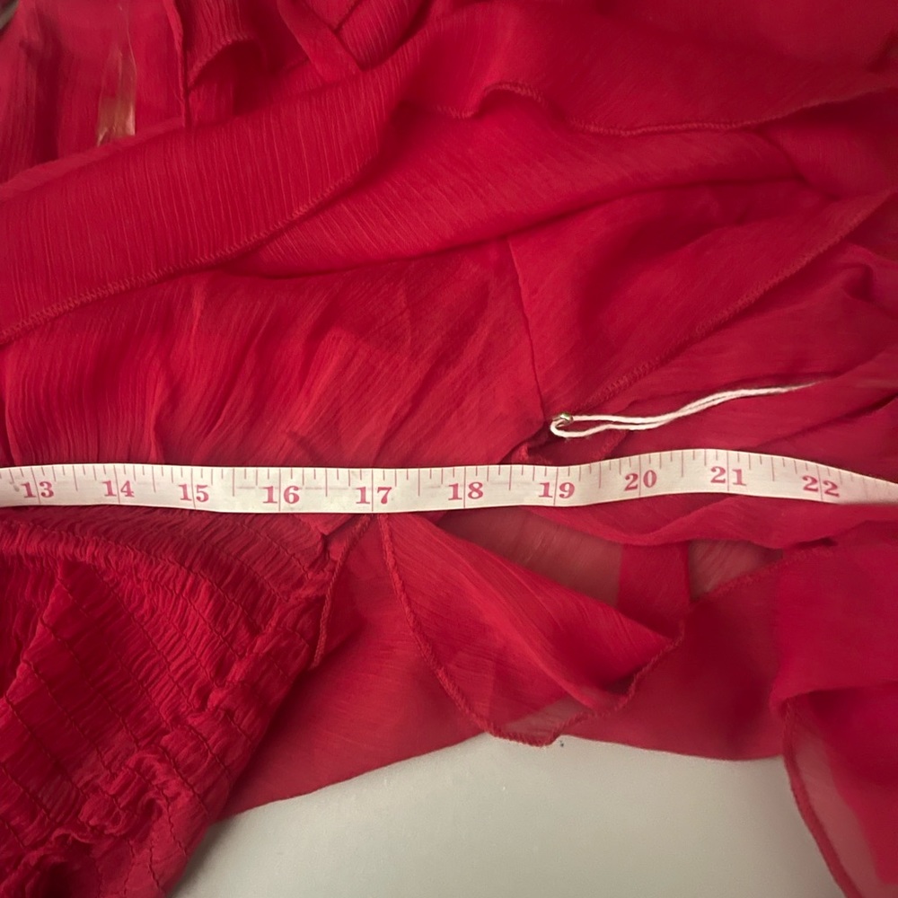 Live 4 Truth Juniors Medium Red Pleated Ruffle Cape V Neck Latin Inspired NEW - Picture 7 of 9